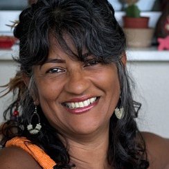 Dr. Sonia Dias